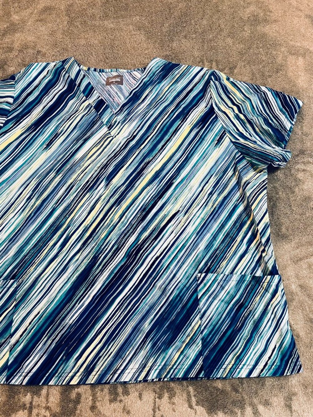 Butter-Soft Originals Women’s Scrub Top 3X – Blue Yellow Abstract Stripe Pattern